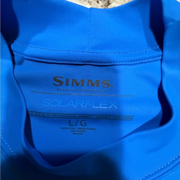 Simms Men's Two-Tone Blue Rash Guard - Picture 2 of 4